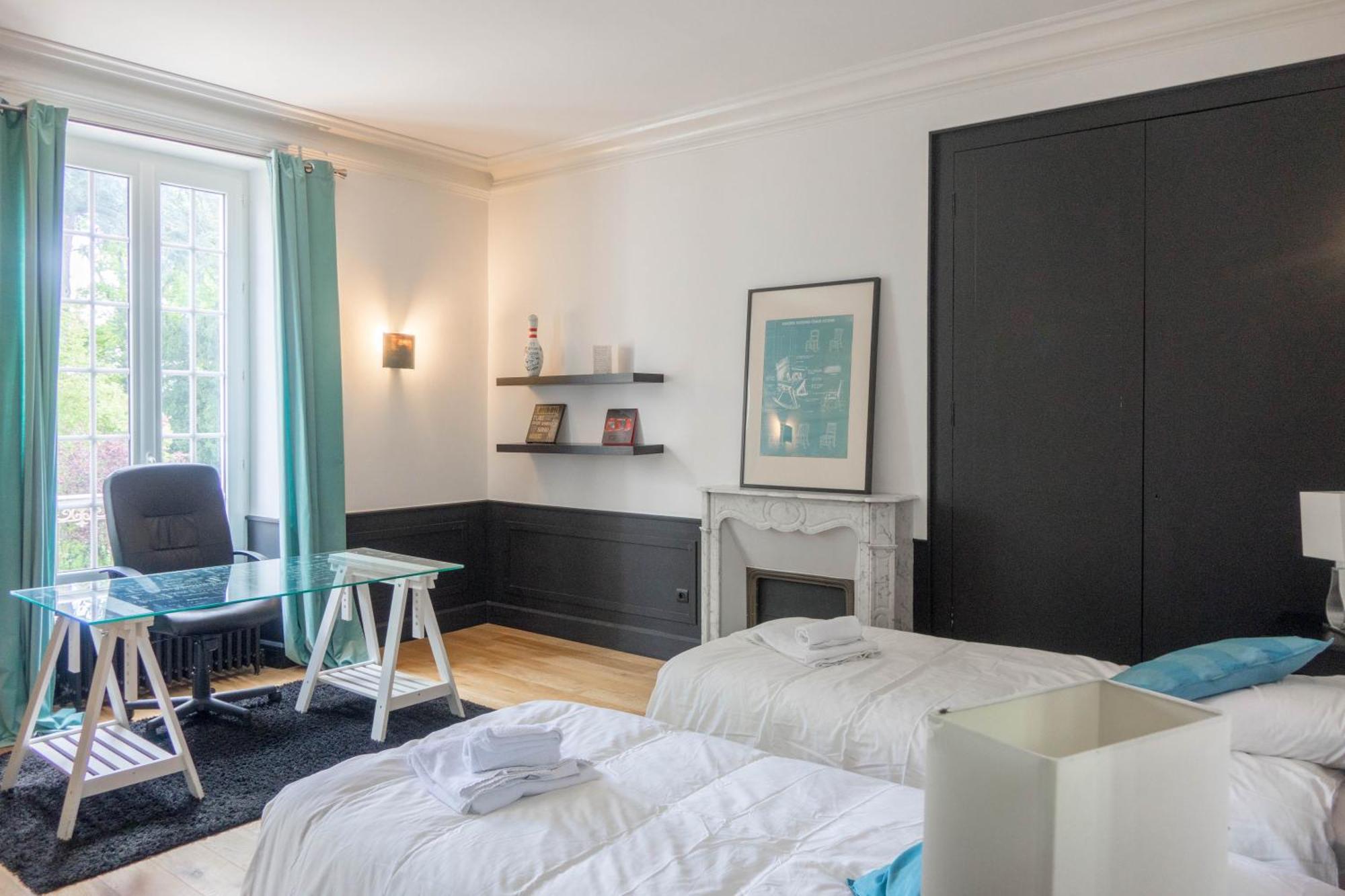 Maison Chaleureuse De 4 A 12 Personnes Neuville-aux-Bois 外观 照片