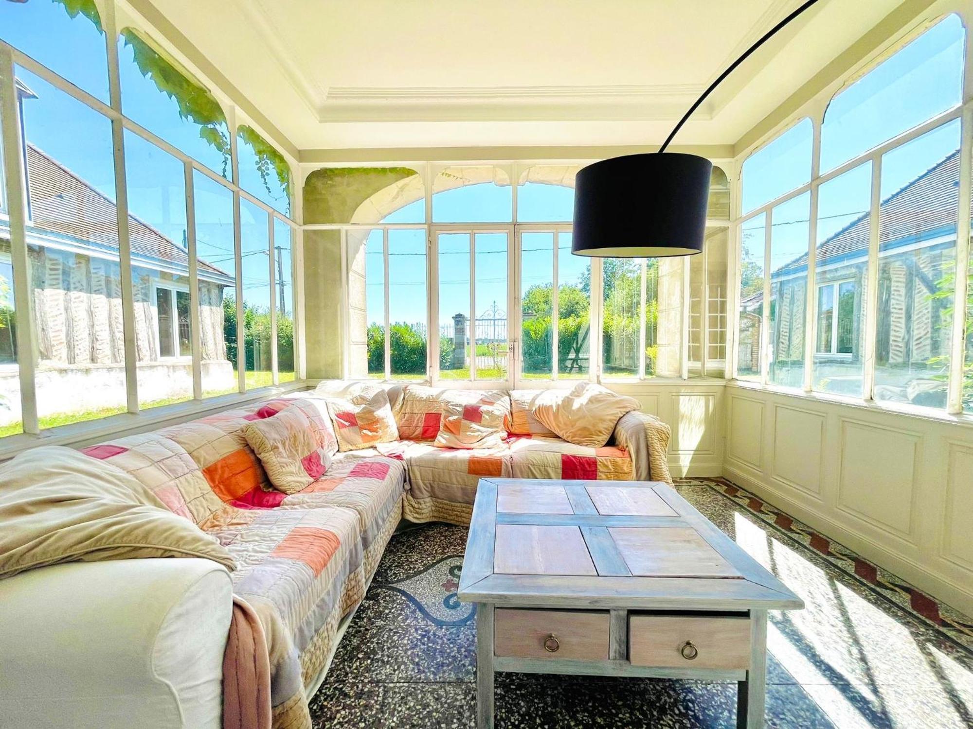 Maison Chaleureuse De 4 A 12 Personnes Neuville-aux-Bois 外观 照片
